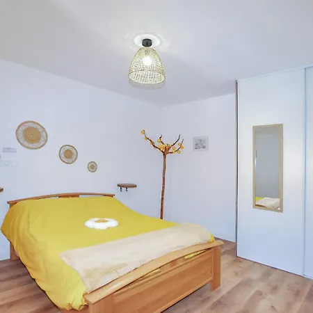 4 Bedroom Gorgeous In *