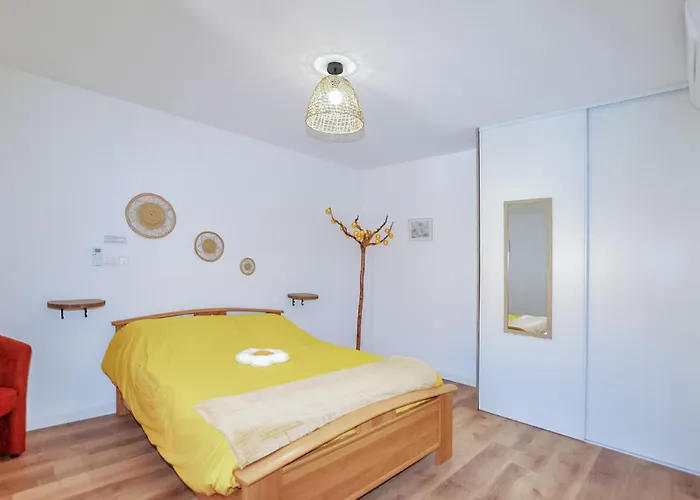 4 Bedroom Gorgeous In *