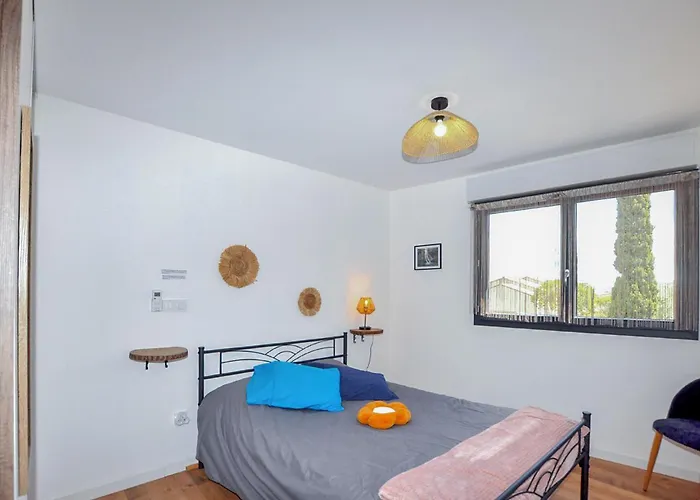 4 Bedroom Gorgeous In *